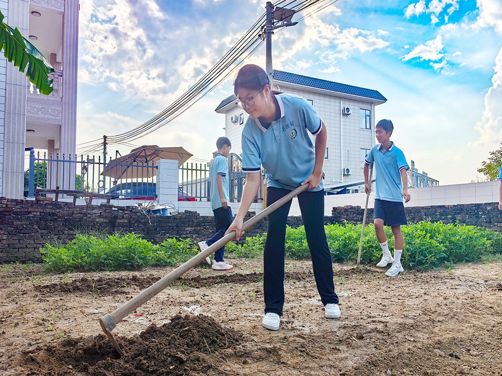 鹰潭管教叛逆孩子的专门学校怎么联系？本地培育机构选择指南